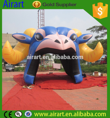 Inflatable ram tunnel Inflatable Ram Head entrance