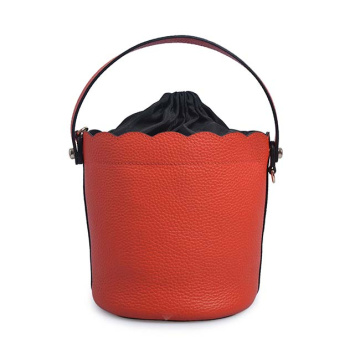 Sac seau en cuir paille et safran Mansur Gavriel