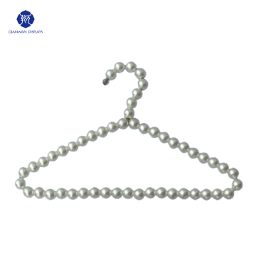 Simple style sliver color wholesale pearl hangers for clothes