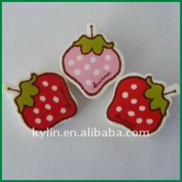 strawberry shape paper clip
