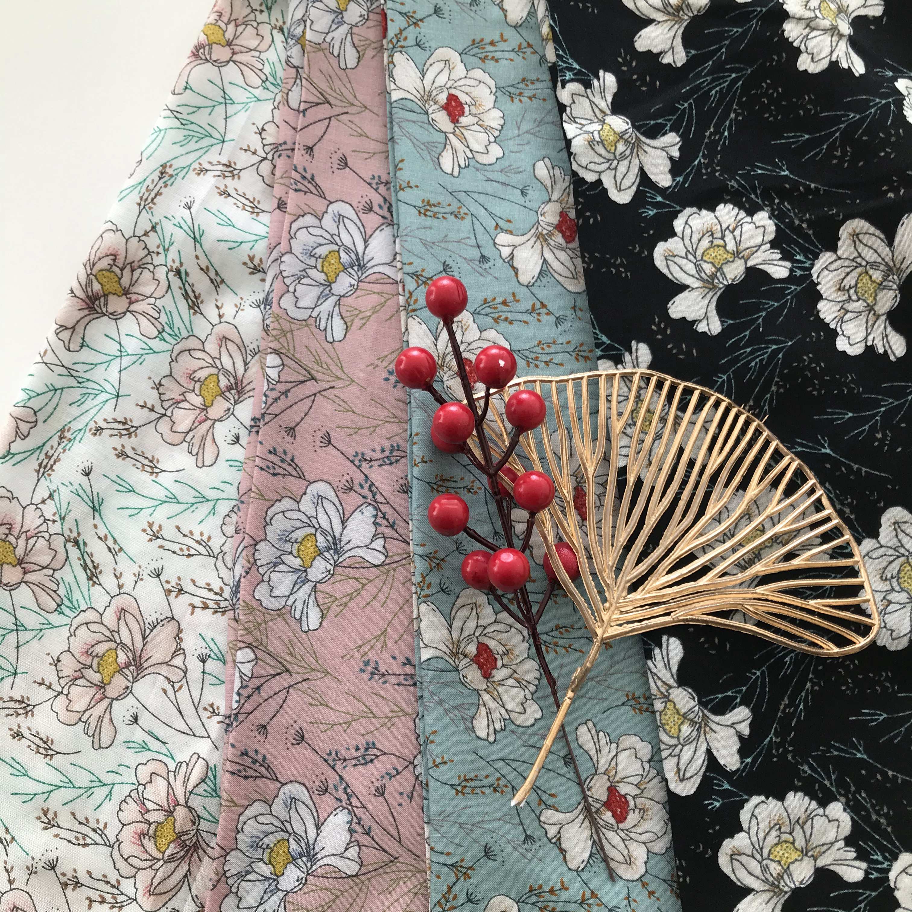 Neues Design floraldrucker Stoff Rayon Stoff Los in Shaoxing für Kleid