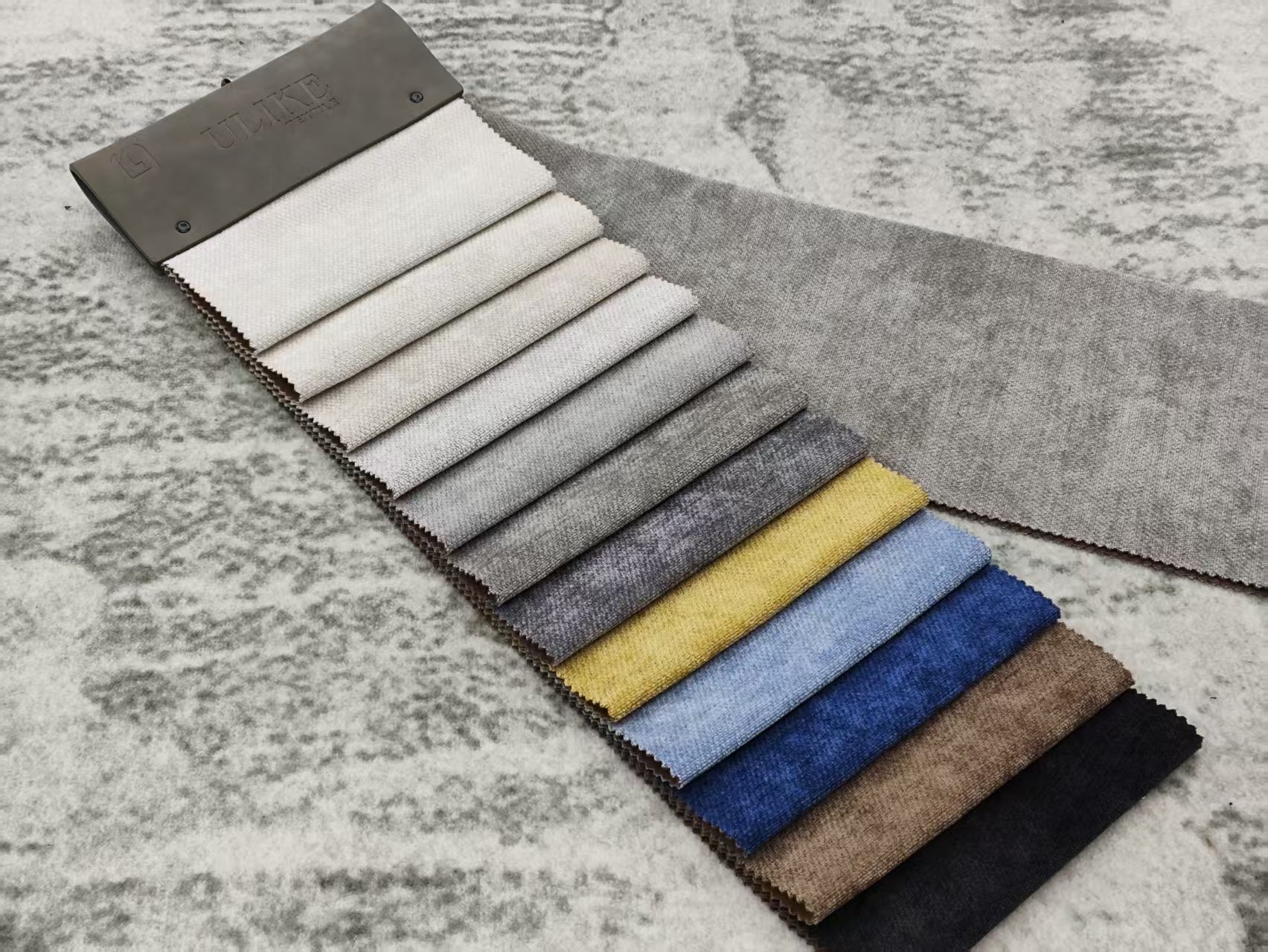 Кадифена ткаенина Velvet Fabric