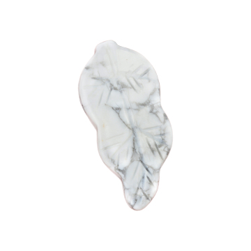 Howlite Handmade Craved Leaf for Home Decor (Approx 23X47MM)