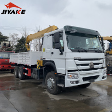 Hot Selling HOWO Container Chassis with Foldable Lorry-Mounted Crane