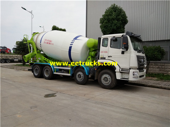 Sinotruk 380HP 8 CBM Conter Moder