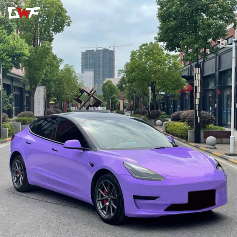 Envoltura de coche metálico púrpura mate