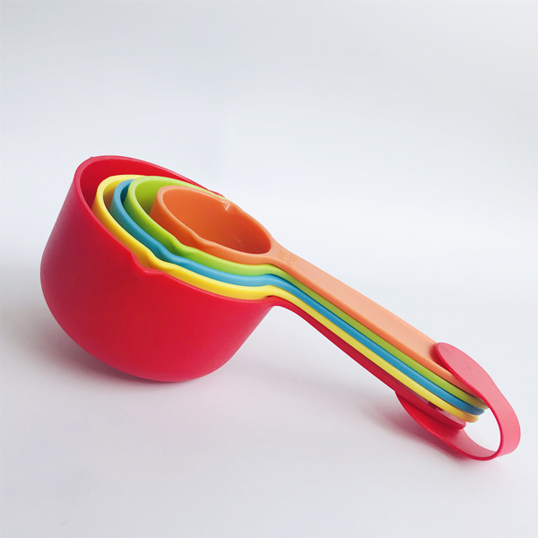 Messbecher & Löffel measuring cup & spoon