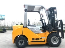 Japan Engine 2.5T Diesel Montacargas