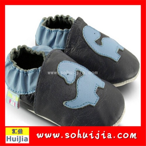 wholesale guangzhou shenzhun embroidered baby sheepskin soft sole shoes