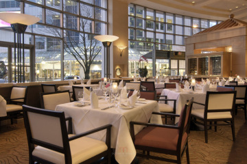 Size, color, style can customized restaurant chair to make love