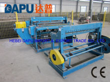 Concrete reinforcing mesh welding machine
