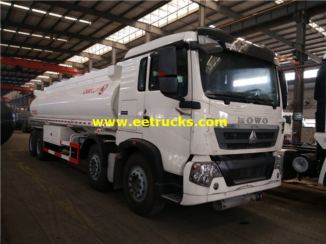 SINOTRUK 30000 Litres Petrol Transport Trucks