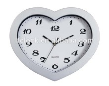Love shape plastic clock with best price