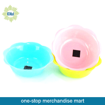 Flower Shaped Plastic Fruit Bowl