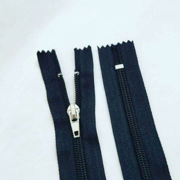 Sale Good design nylon zippers in bulk