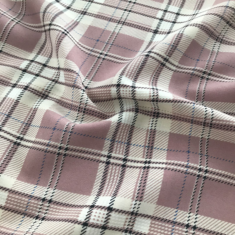 Wholesale factory new type floral pattern  polyester fabric factory sales poplin printed fabric for women