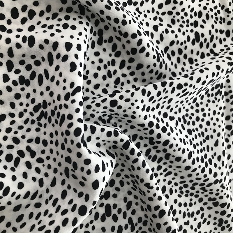 New product  floral pattern  polyester fabric factory sales poplin printed fabric for women