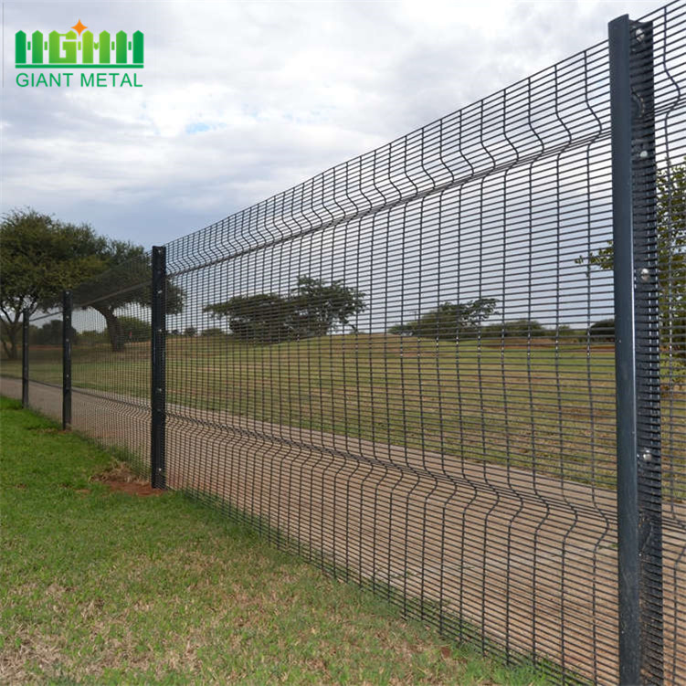 High quality barbed wire mesh 358fence