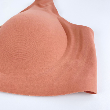 Reggiseno donna senza fili imbottito con taglio laser traccia meno