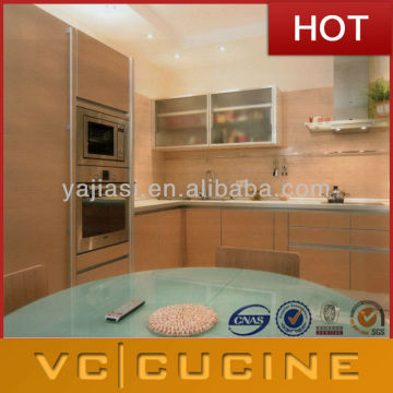 Main to North American wood veneer kitchen item