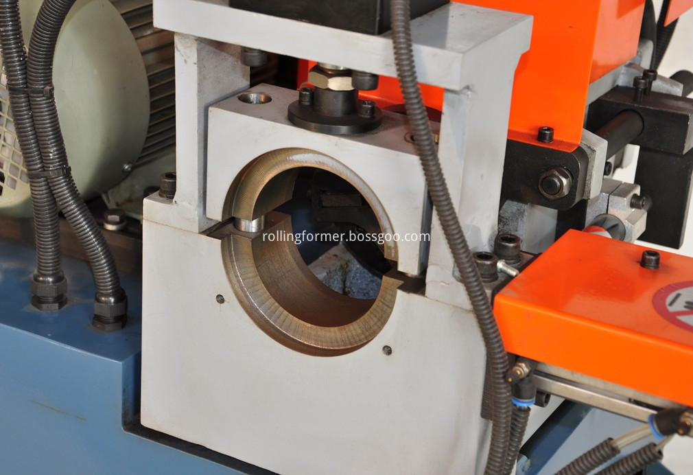 automatic deburring machine