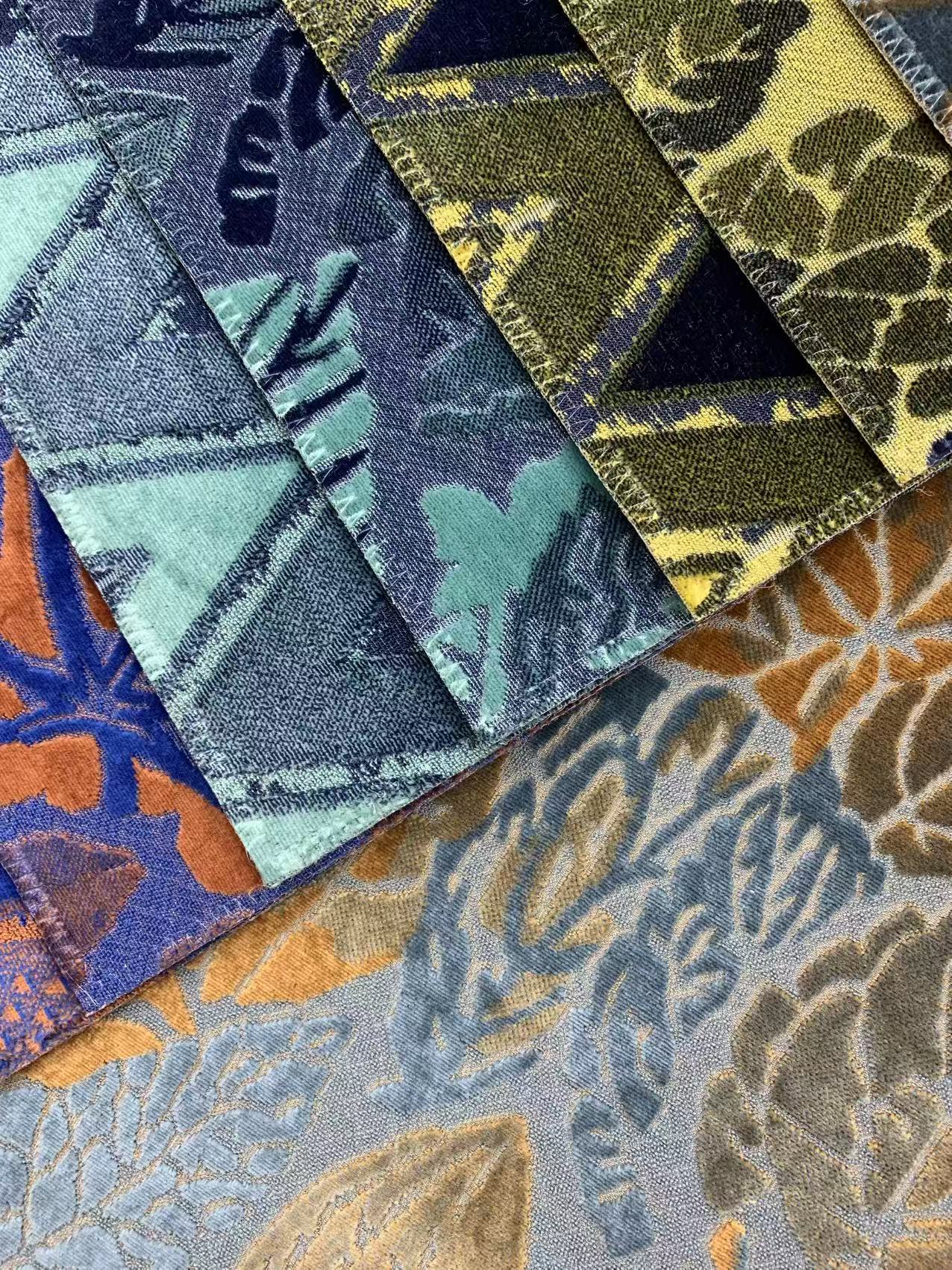 منسوجات اثاثه یا لوازم داخلی upholstery textiles
