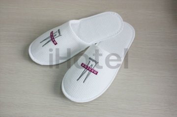 Embroidery cotton waffle slipper