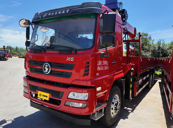 Аўтакран Xuan De X6 Xuan De X6 Truck Crane