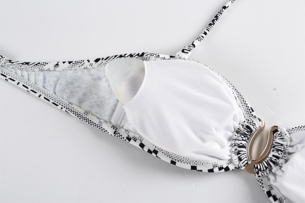 Inserto reggiseno in silicone rinforzato con estremità appuntite