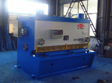 metal cutting guillotine machine