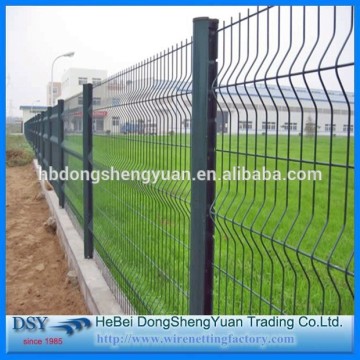 Low Price pvc Coated welded Wire Mesh Fence