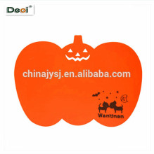 Plastic flexible cutting mat