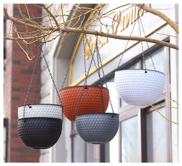 Factory Price Plastic Hanging Planter Baskets with Chains for Plants and Flowers
