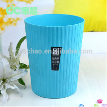 plastic household refuse container