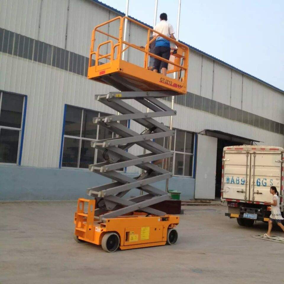 Diesel Angine Battery Aerial Man Hydraulic Mobile Electric Scissor Lifts for Sale