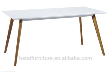 Top Sell MDF PU Matt Painting Soild Wooden Dining Table