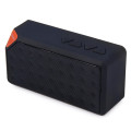 Altavoz inalámbrico portátil Bluetooth con tarjeta TF