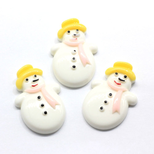 Bonhomme de neige de noël en forme de résines mignonnes 100 pièces / sac décoration de fête de noël perles breloques bricolage artisanat décor perle