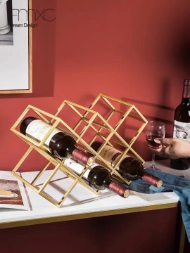 BEAUTIFUL Water Cube IRON wine rack