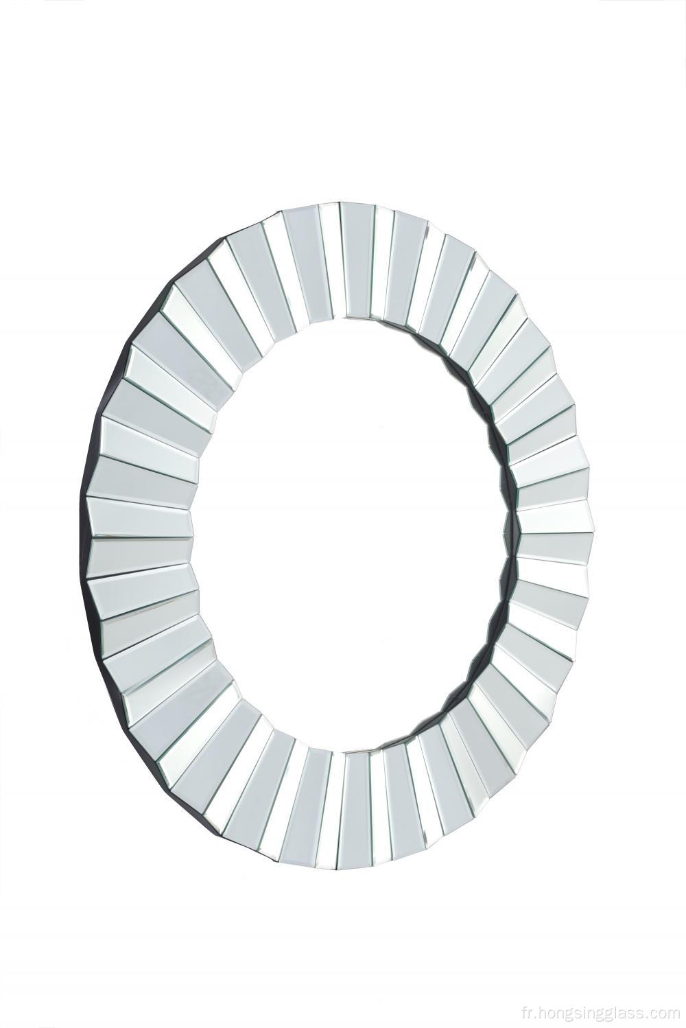 Miroir suspendu en forme de forme ronde tridimensionnelle