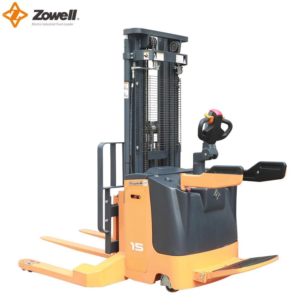 1.5T Electric Stacker Straddle with Support Leg