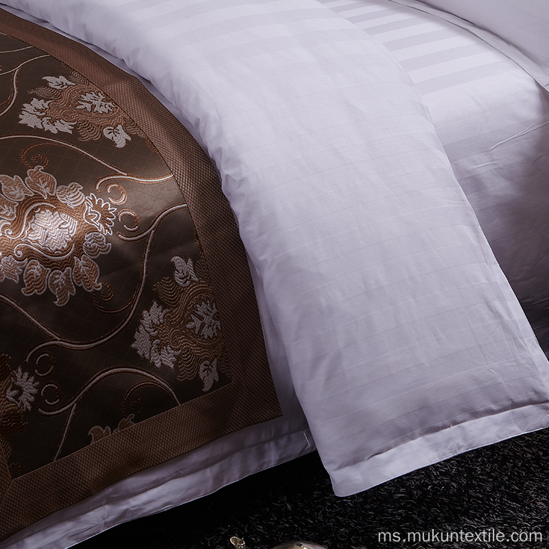 Putih 1cm2cm3cm Stripe Hotel Bedsheets ditetapkan