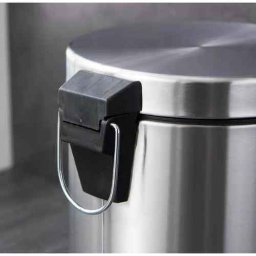 Stainless steel kitchen trash bin with lid