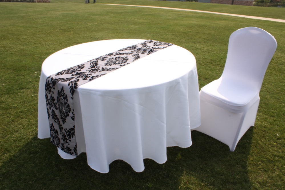 108 inch black round fitted polyester restaurant banquet wedding tablecloths white