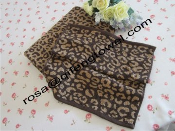 Leopard Luxury Bath Towel