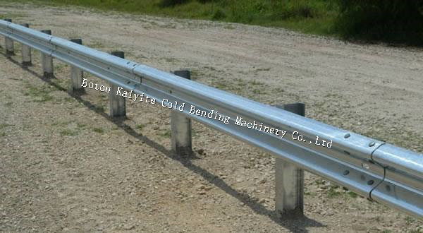 3 wave Steel W Beam Highway Guardrail Roll Forming Machine