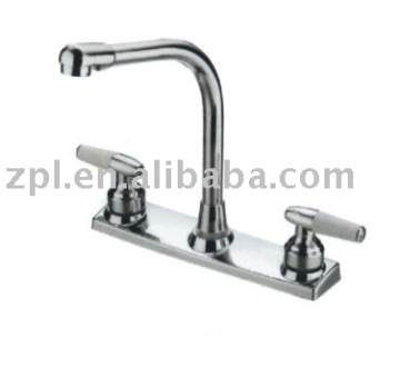 Gooseneck kitchen faucet