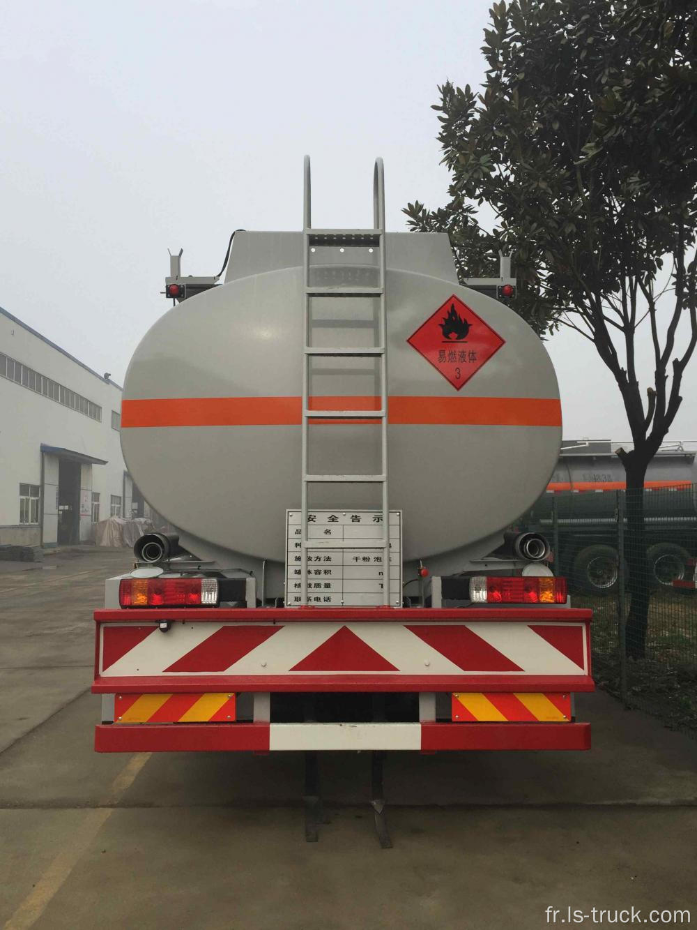 FAW 8 X 4 Heavy Duty 30000L carburant camion-citerne