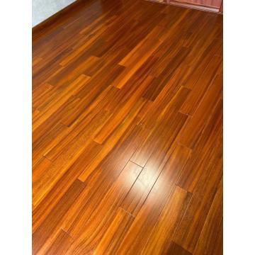 Okan solid wooden flooring