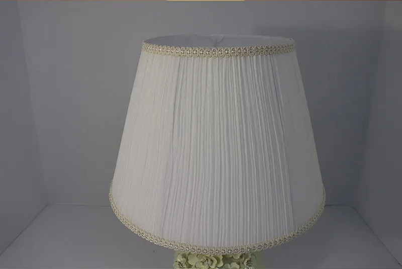 Elegant Gold Ceramic Table Lamp for Bedroom and Living Room